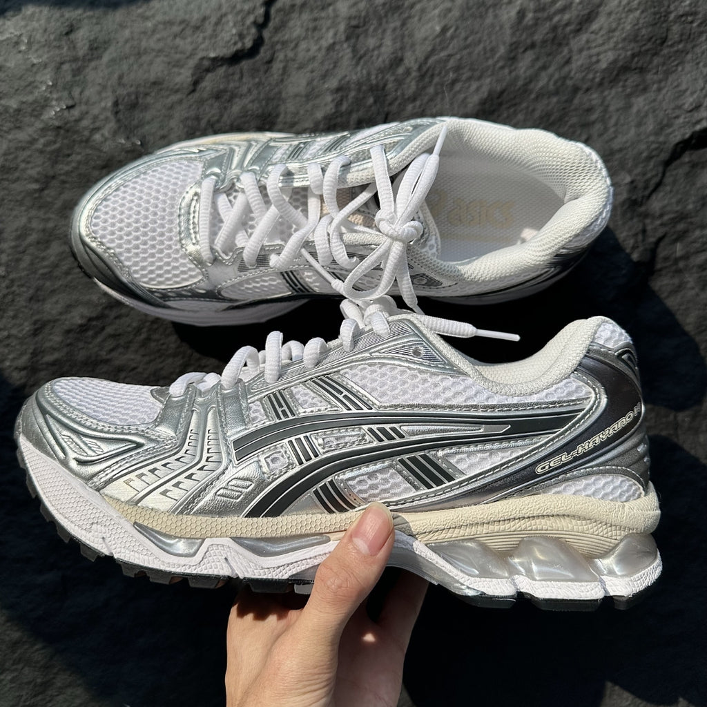 ASICS GEL-KAYANO 14 “White Graphite Grey”