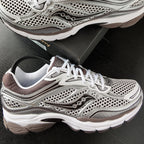 Saucony ProGrid Omni 9 OG White Brown