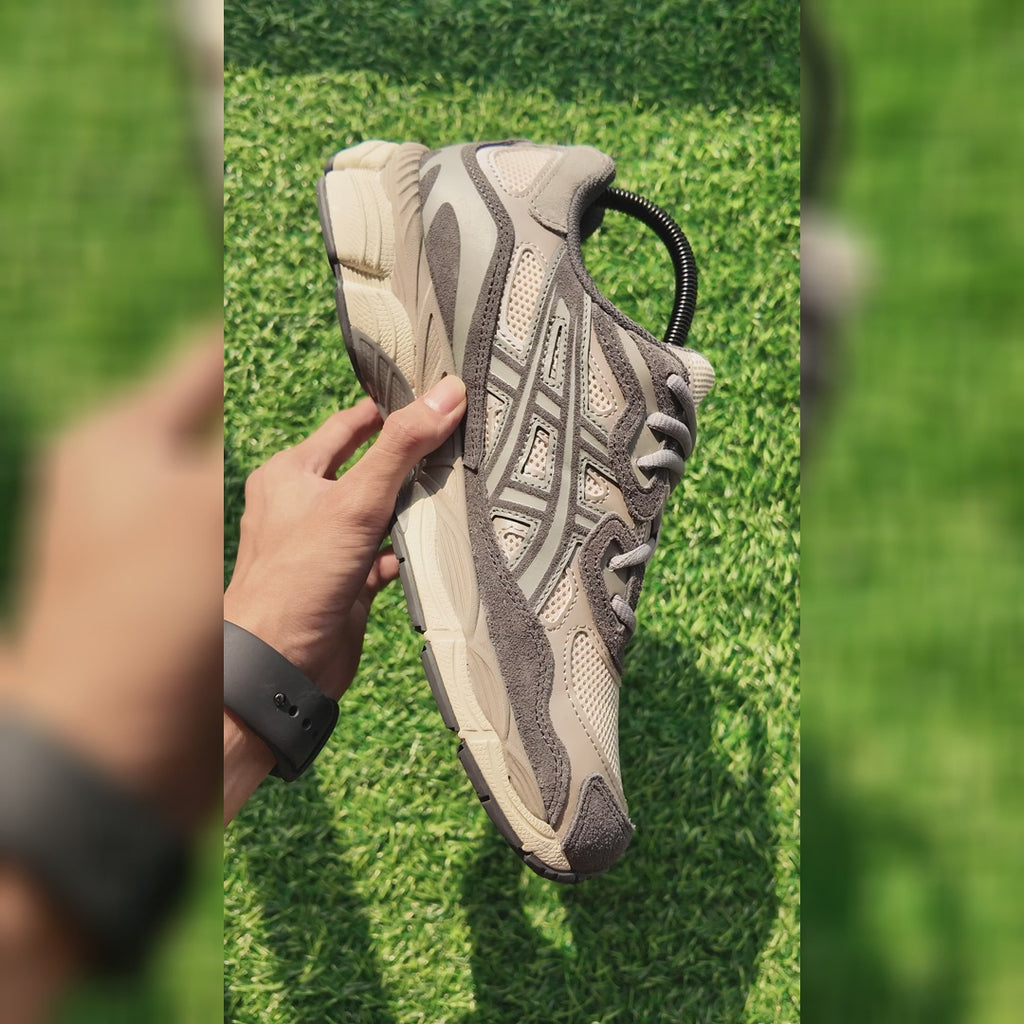 ASICS GEL-NYC 'Oatmeal Obsidian Grey' product video