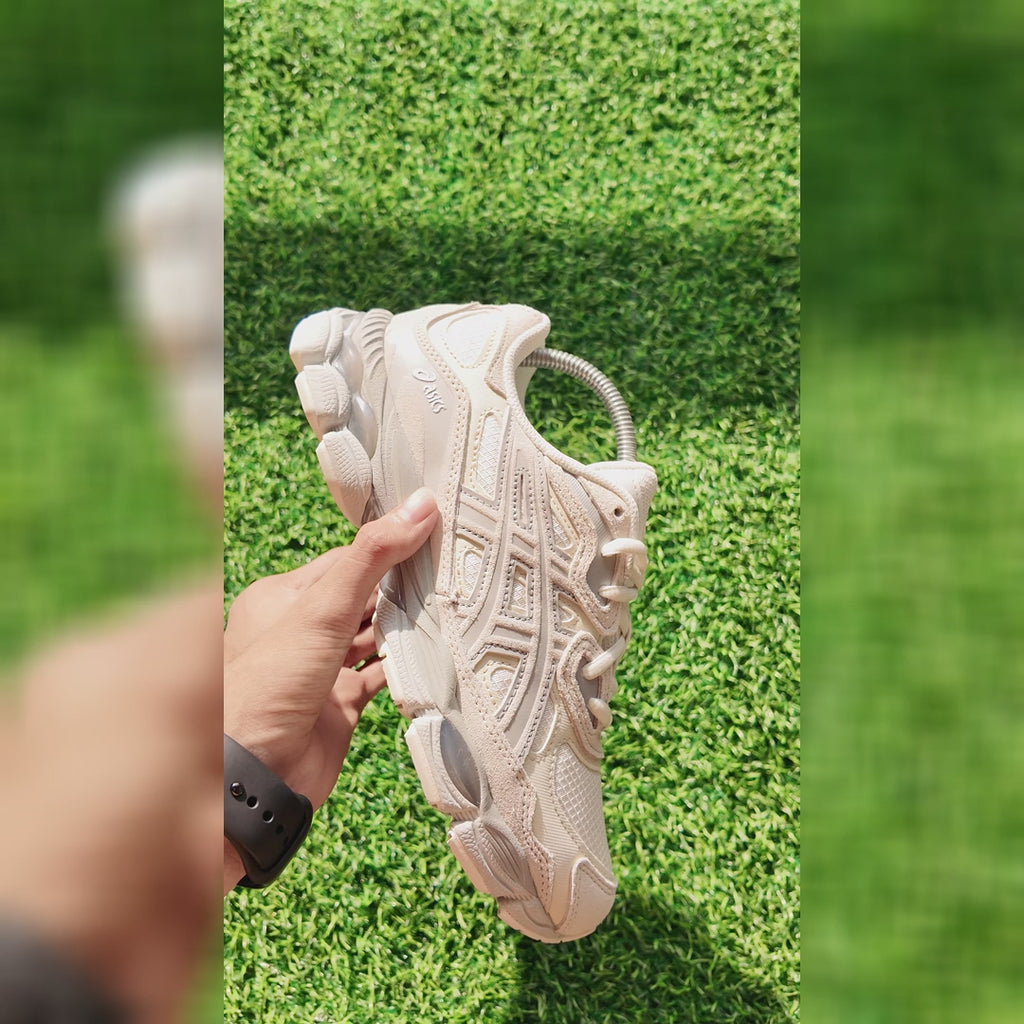 ASICS Gel-NYC Cream Grey product video