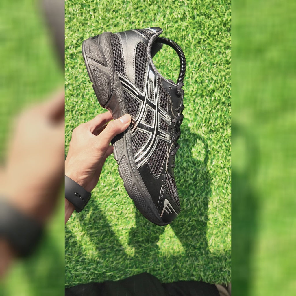 ASICS Gel-1130 Black Pure Silver product video