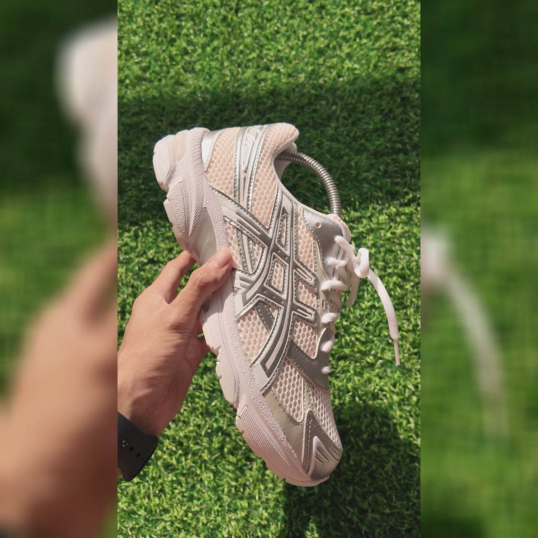 ASICS Gel-1130 Blush Pure Silver product video