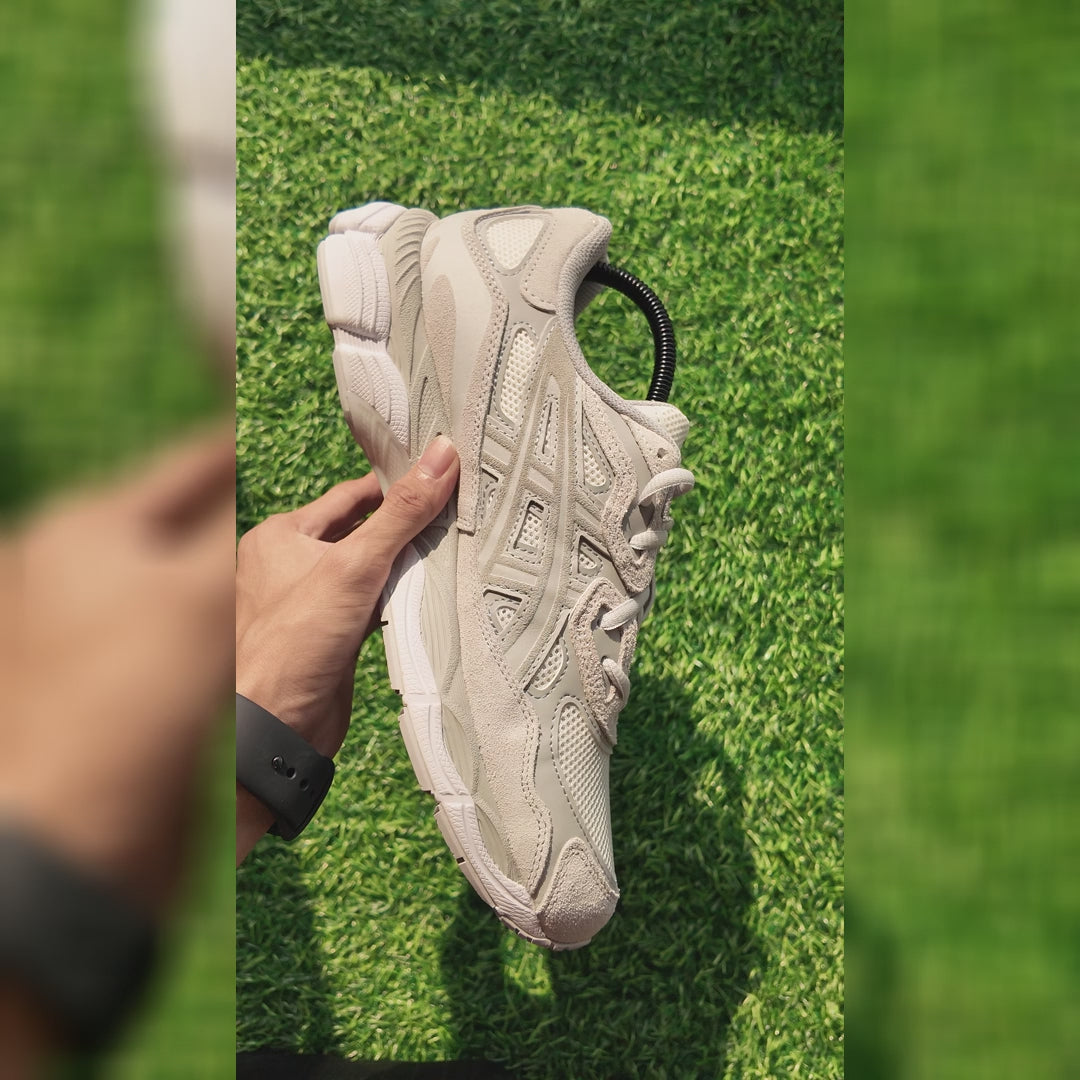 ASICS Gel-NYC 'Cream Cloud Grey' product video