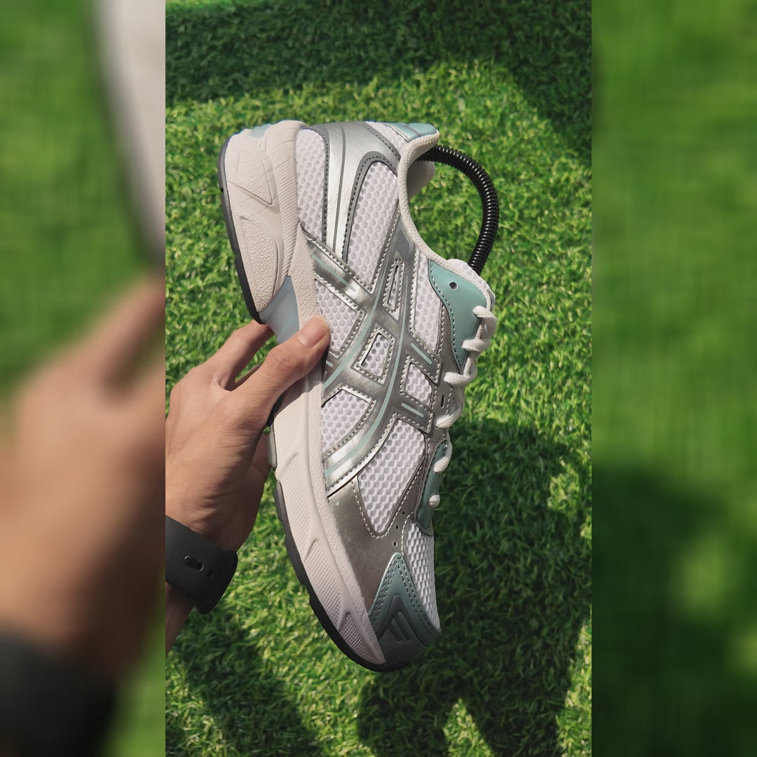 ASICS Gel-1130 'White Shark Skin' product video